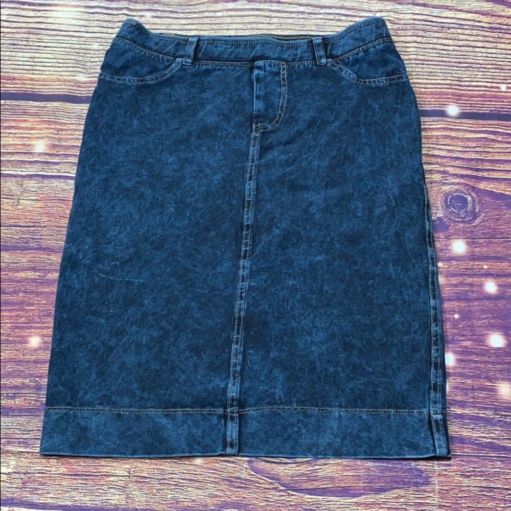 Medium hard tail jean skirt soft